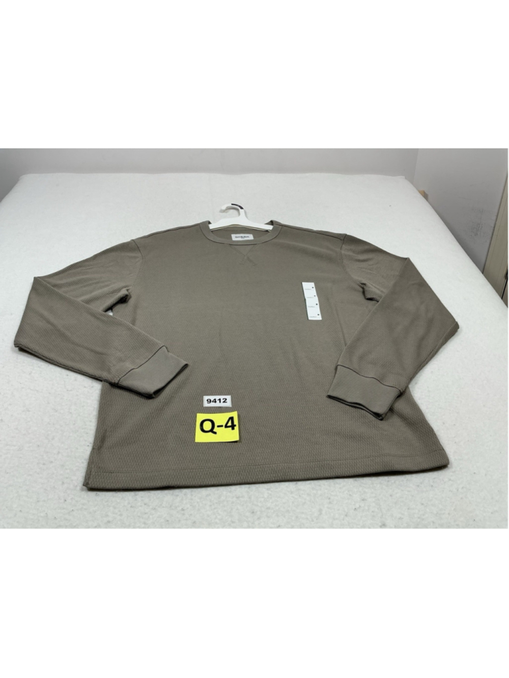 Mens NWT Goodfellow & Co Long Sleeve Pullover Thermal Shirt Medium Brown